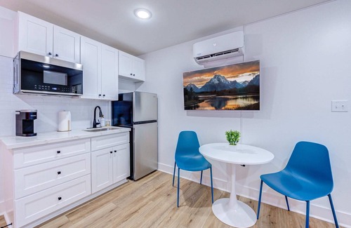 Galveston Apartment | Let's Surf Studio Apartment