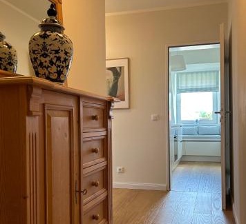 Haarentor Apartment | Lichtdurchflutete Dachgeschosswohnung in Uninähe