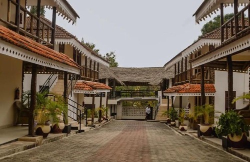 Dar es Salaam Hotel | Lifelights Hotel and Academica