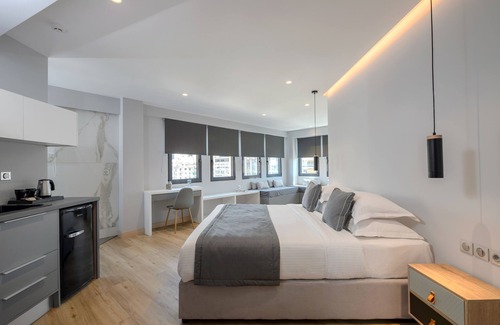 Nea Smirni House | Lifestyle Suite with Hydromassage - Convo 212 Aparthotel