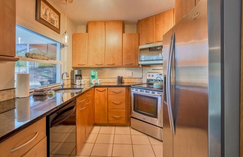 Largo Apartment | Light Sand with Heated POOL