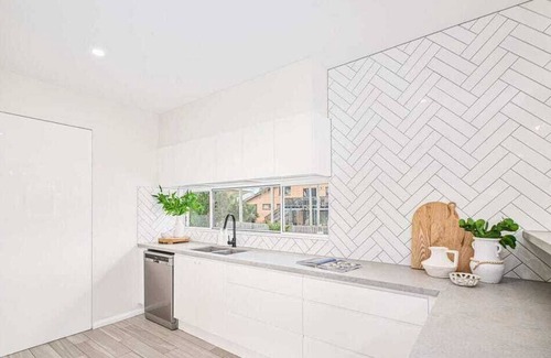 Port Macquarie House | Lighthouse Beach Coastal Bliss - Pool, Beach, Shops, Ideal for families.