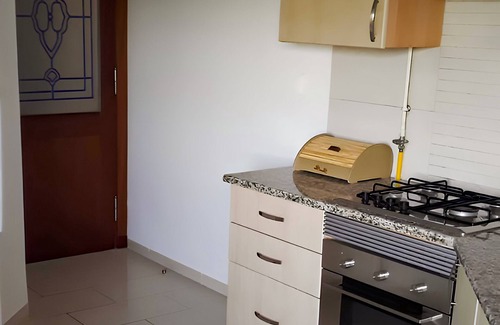 Les Berges Du Lac II Apartment | Lighthouse House with Lake View and Shopping