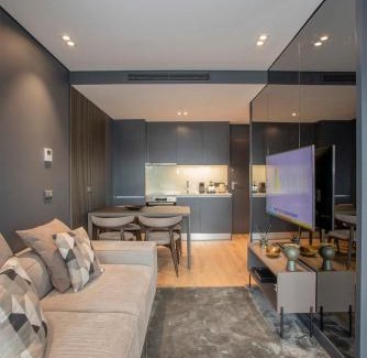 Campanha Apartment | Liiiving in Porto - Dragão Pool View