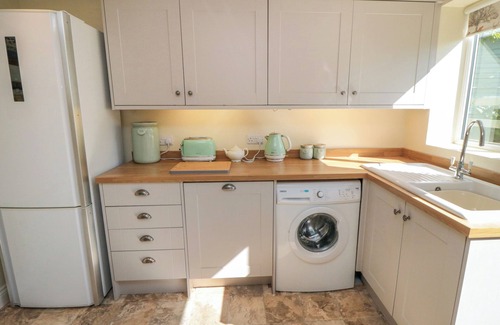 Wombleton Cottage | Lilac Cottage
