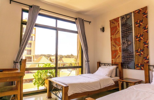 Karatu Hotel | Lilac Elevate Inn