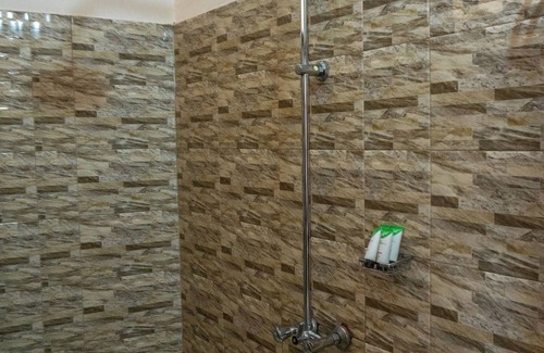 Karatu Hotel | Lilac Elevate Inn
