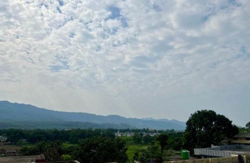 Rishikesh Apartment | Lily 3BHK by Wabi Sabi Stays with Private Balcony