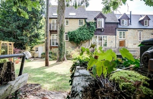 Burford Cottage | Lime Tree