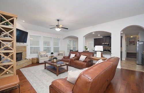 Cibolo House | Limestone Ranch House-4 Bedroom 3 Bath House