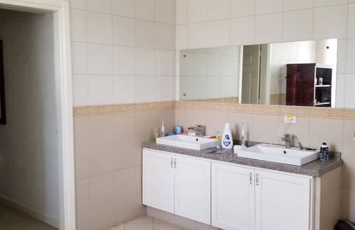 Angeles City House | LIMITED PROMOTION: 200 U.S. per night if you book now! Huge, clean mansion.