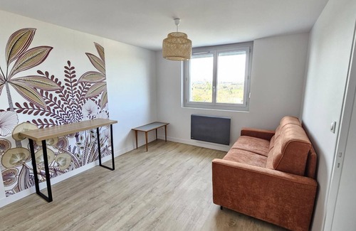 Limoges Apartment | Limoges Proche BUS CHU ET Fac- Superbe Appartement DE Type 2 Avec Jardin Prive