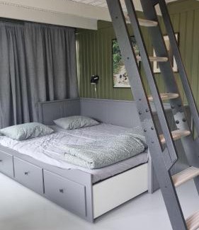 Tvaaker Apartment | Lindeborgs trädgårdsrum