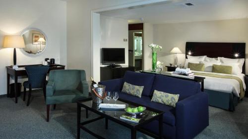 Altstadt-Nord Hotel | Lindner Hotel Cologne City Plaza, part of JdV by Hyatt