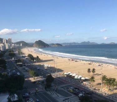 Copacabana Apartment | Lindo apartamento na avenida atlântica Copacabana R.J