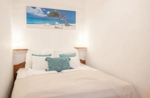 Erzsebetvaros Apartment | Little Americas Malibu Apartment