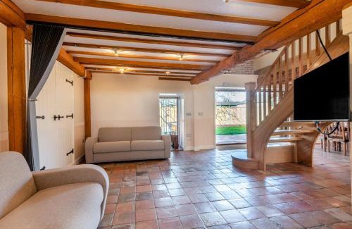 Bradwell House | Little Barn at Bradwell Hall
