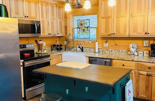 West Jefferson House | Little Bird Cabin on the New River