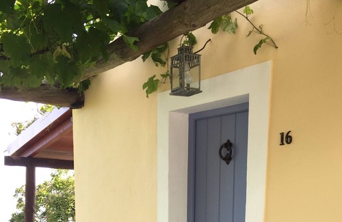 Arco da Calheta Cottage | Little Cottage by the sea