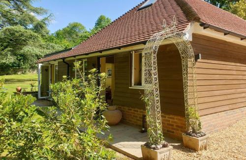 Pulborough House | Little Vintners by inspirestays-com