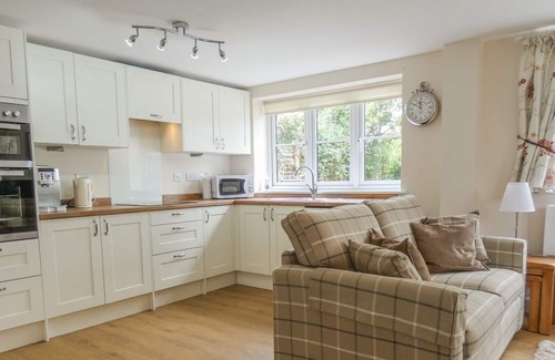 Fiddington House | LITTLE WOODCOT, with a garden in Burton, Somerset