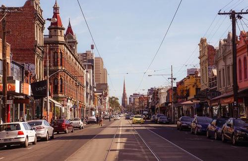 Fitzroy House | Little Yellow Guesthouse