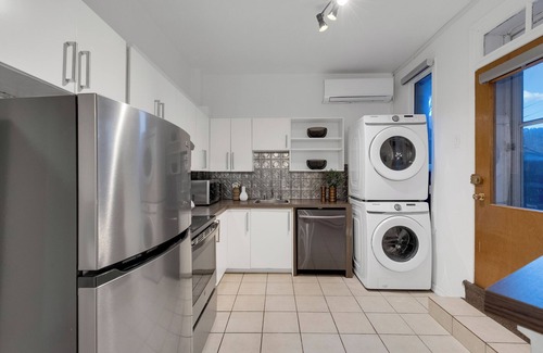 Plateau Mont Royal Apartment | Liv MTL - Avenue