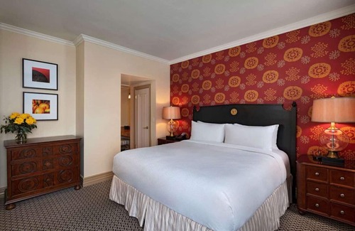 Downtown Austin Hotel | Live in Style and Comfort! Art Deco Suite with Kitchenette, Pet-friendly!