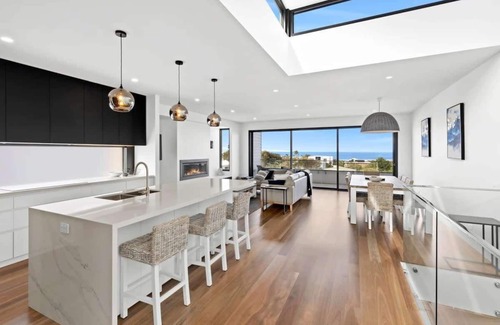 Ocean Grove House | Live the dream with pool, spa and ocean views