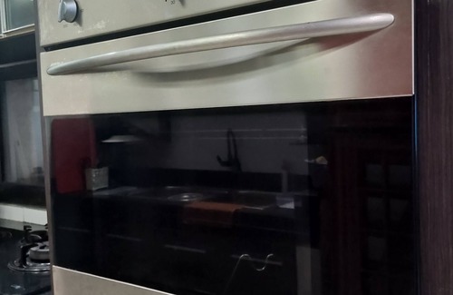 Surabaya House | Lively 3-bedroom house 180m2 with WiFi, AC in georgeous Surabaya