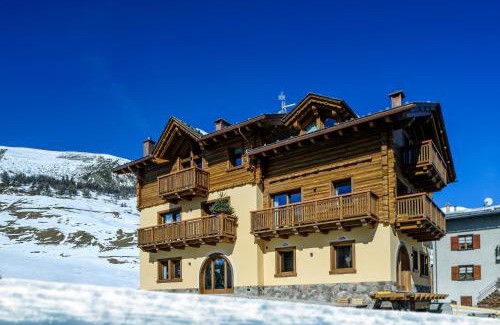 Livigno Ski Chalet | Livigno Wooden House