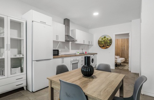Vecindario Apartment | Living Central Stay Verol