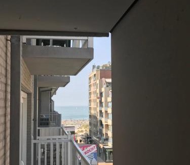 Nieuwpoort-Bad Apartment | Livorno with private parking