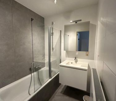 Nieuwpoort-Bad Apartment | Livorno with private parking