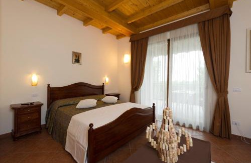 Cisano Apartment | Locanda Ristorante al Cardellino