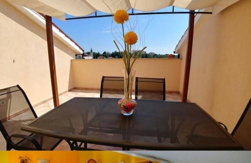 Gregovica Apartment | Located in Pula, 2.7km to Valseline beach and 2.4 from Arena Pula.