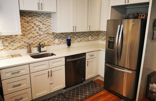 Central-Maverick Square - Paris Street Apartment | Location+Comfort+Convenience