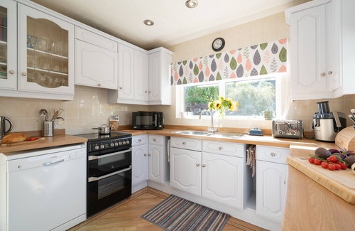 Bembridge House | Location! Lane End Road Bembridge Isle of Wight Family Holiday Home Great Garden