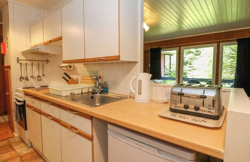 Lamlash Cottage | LODGE 4 - "BIRCH", family friendly in Lamlash, Isle Of Arran