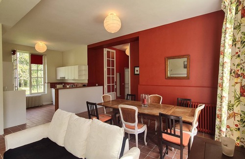 Versainville House | Lodge of XVIIIth c Castle - nested in the Parc - 6/7 p - 4 kms from Falaise