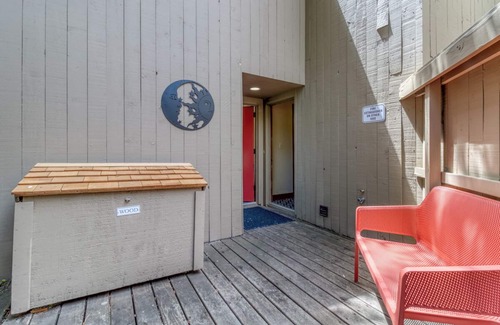 Black Butte Ranch Condo | Lodge Room 34: Studio, 1 BA Condominium in Black Butte Ranch, Sleeps 2