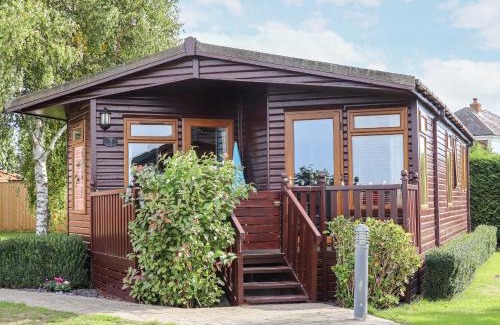 Faversham House | Lodge Two, Country View Park
