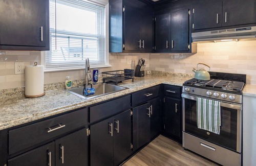 Lodi Apartment | Lodi 1 Bedroom, In-Unit Laundry, Fios, Safe, Quiet, Convenient