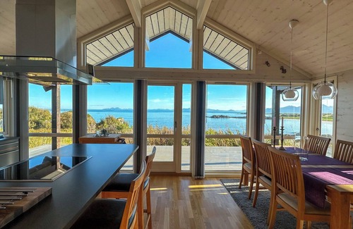 Vagan Cabin | Lofoten Links Lodges