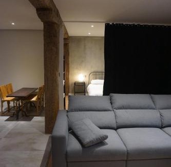 Bilbao Old Town Apartment | Loft 7calles, Casco Viejo. Bio