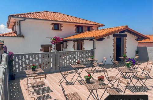 Monte Apartment | loft con office santander