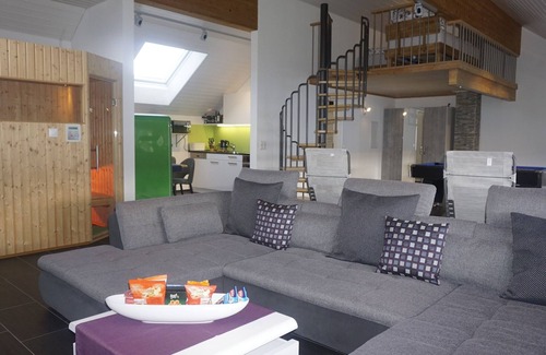 Herisau Apartment | Loft in the countryside with garden access and sauna