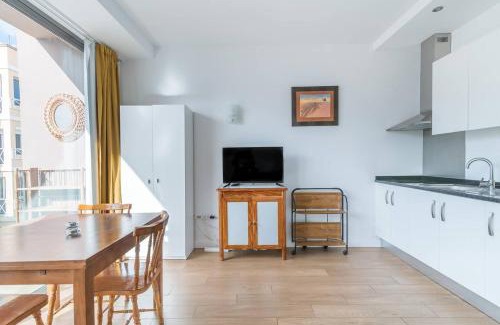 Las Palmas de Gran Canaria Apartment | Loft moderno con balcón al lado de Las Canteras