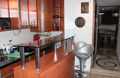 Yasamal Apartment | Loft with pool table close to city center