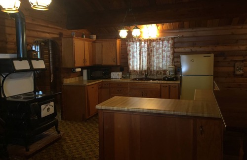 Phillips Cabin | Log Cabin on Phillips Chain of Lakes